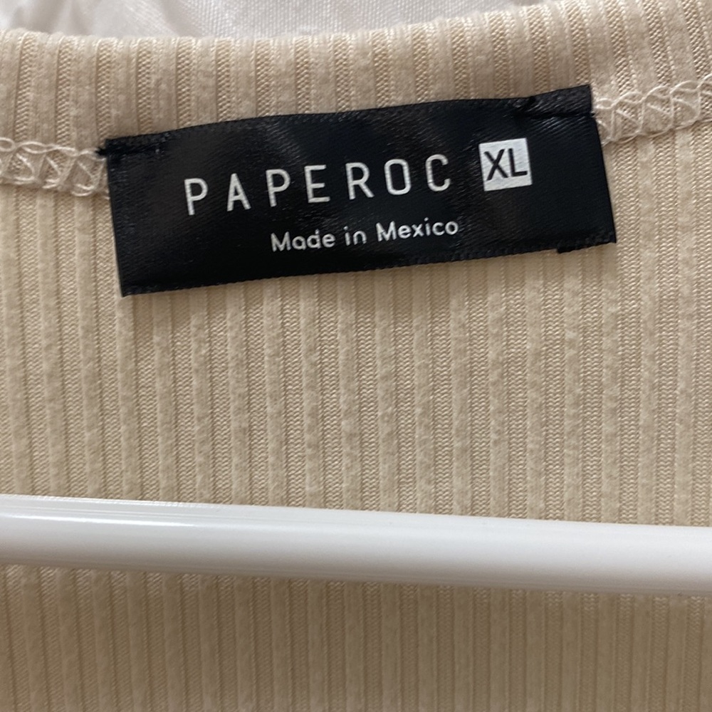 Paperoc Ruched Tank Top - Picture 4 of 7